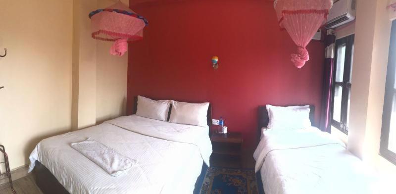 Hotel Sweetland Sauraha Exterior foto